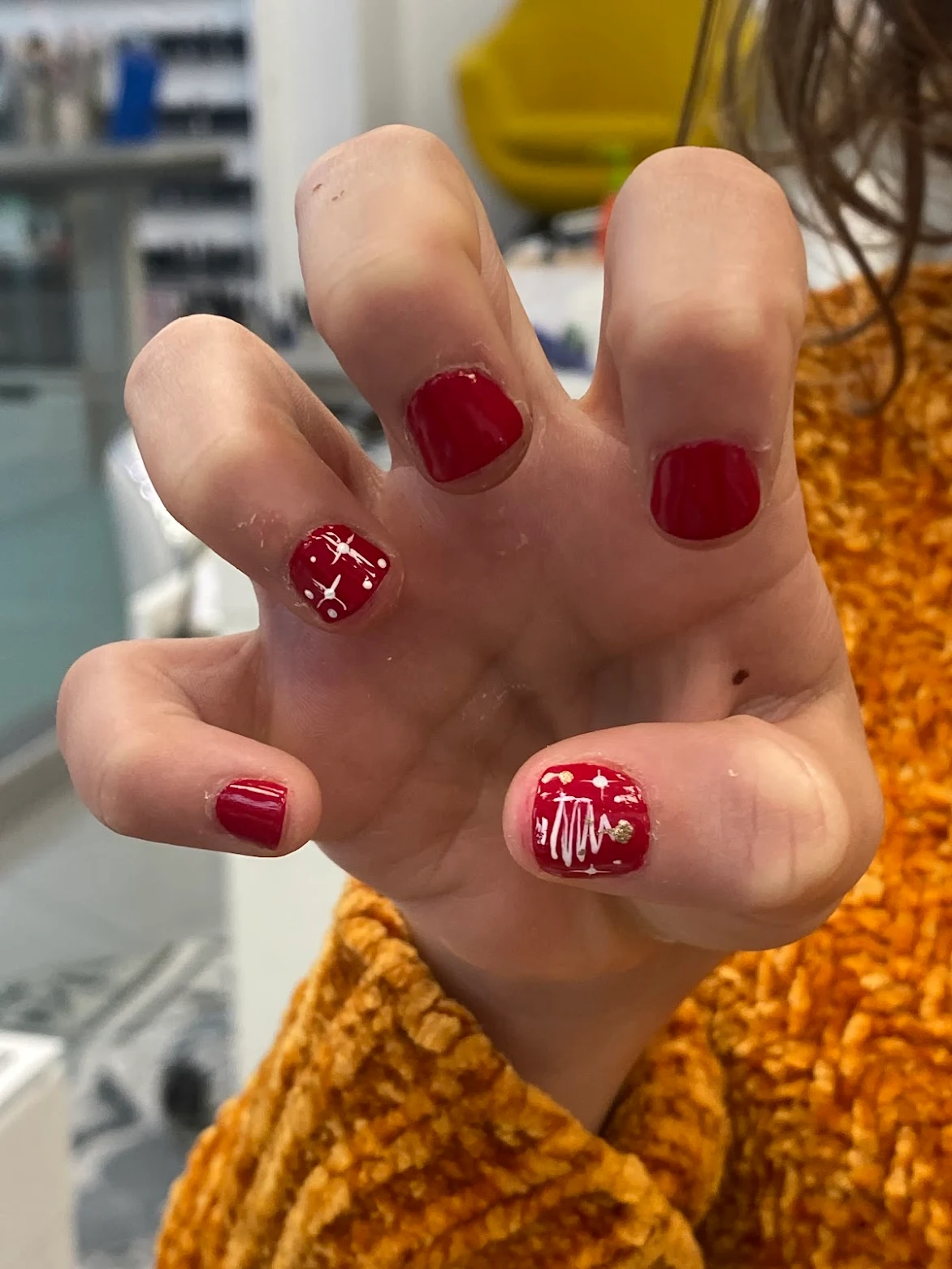 Diseño de uñas en Opulent Esthetic