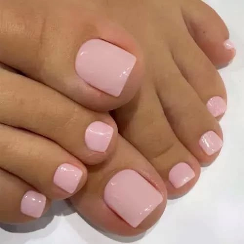 Pedicura realizada en Opulent Esthetic